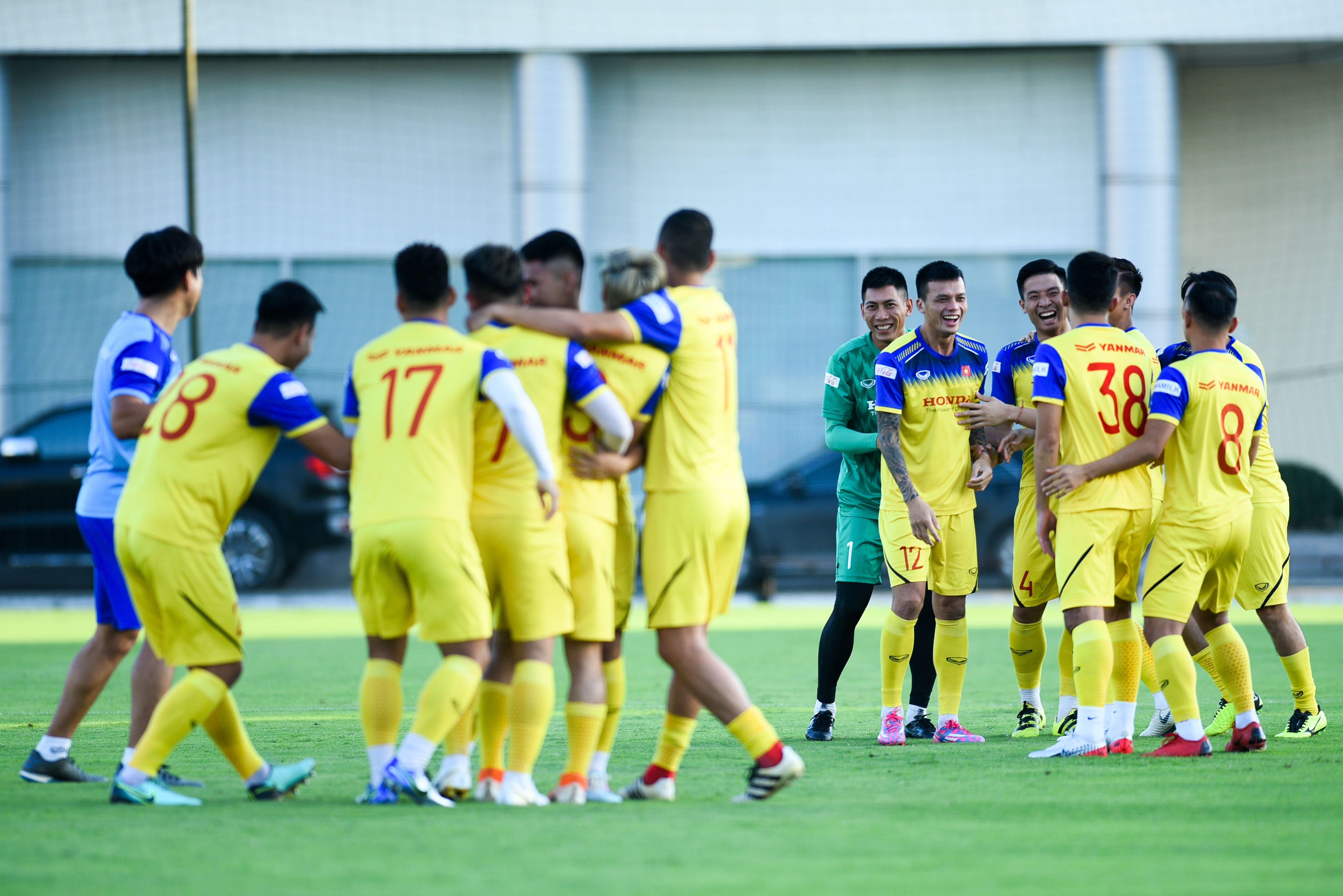 Tuyen Viet Nam hoi quan anh 1