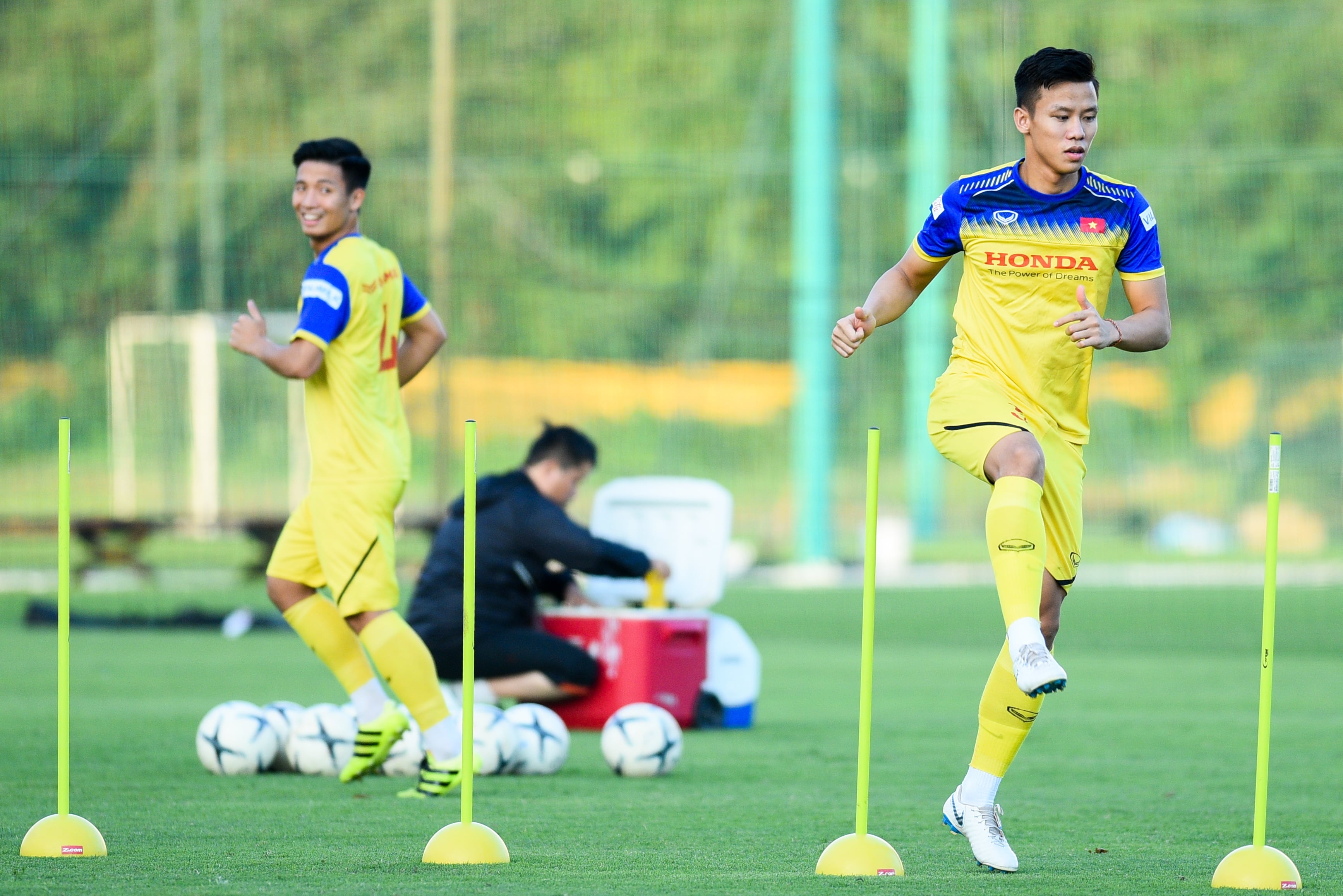 Viet Nam dau Thai Lan anh 1