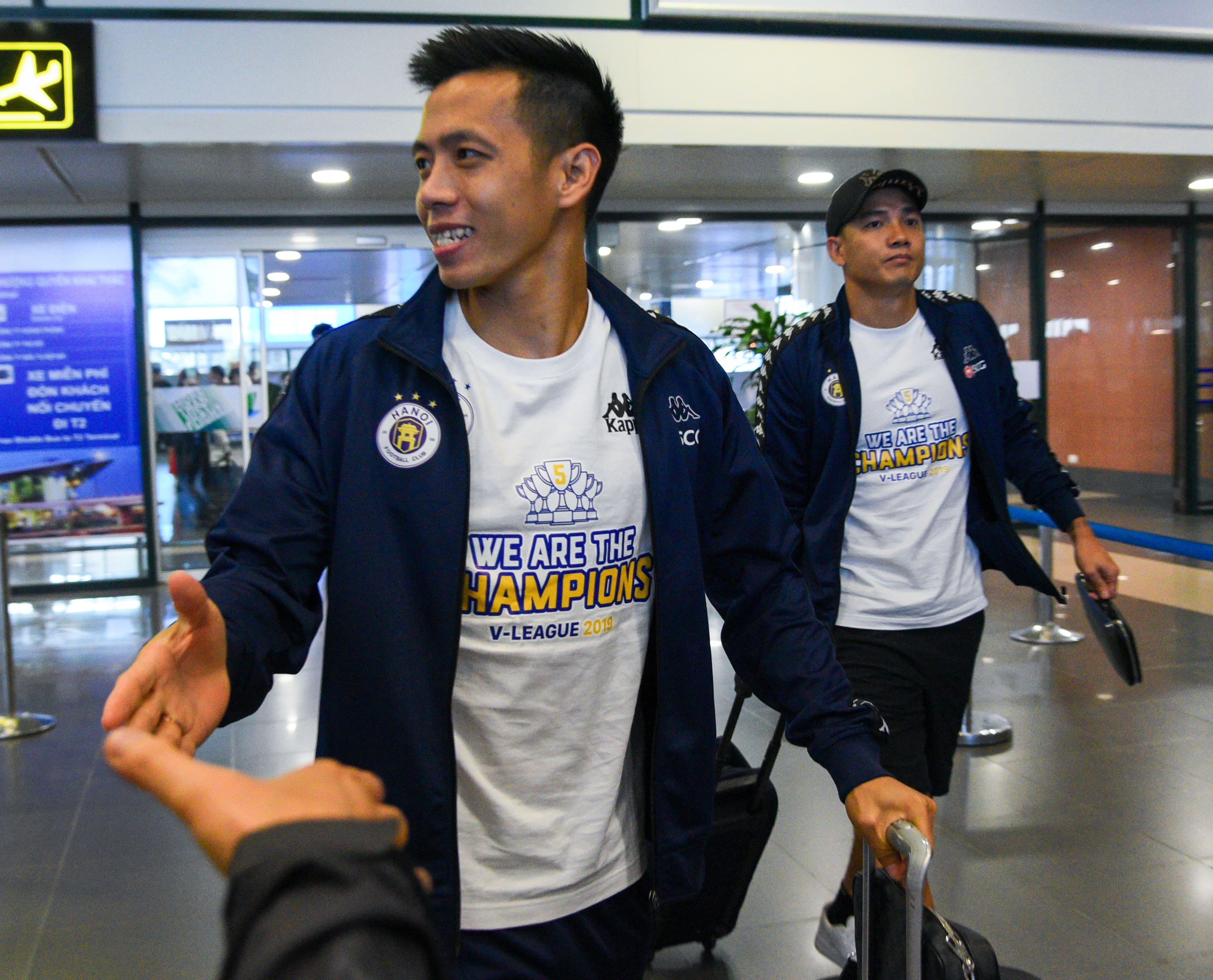 CLB Ha Noi vo dich cup quoc gia anh 3