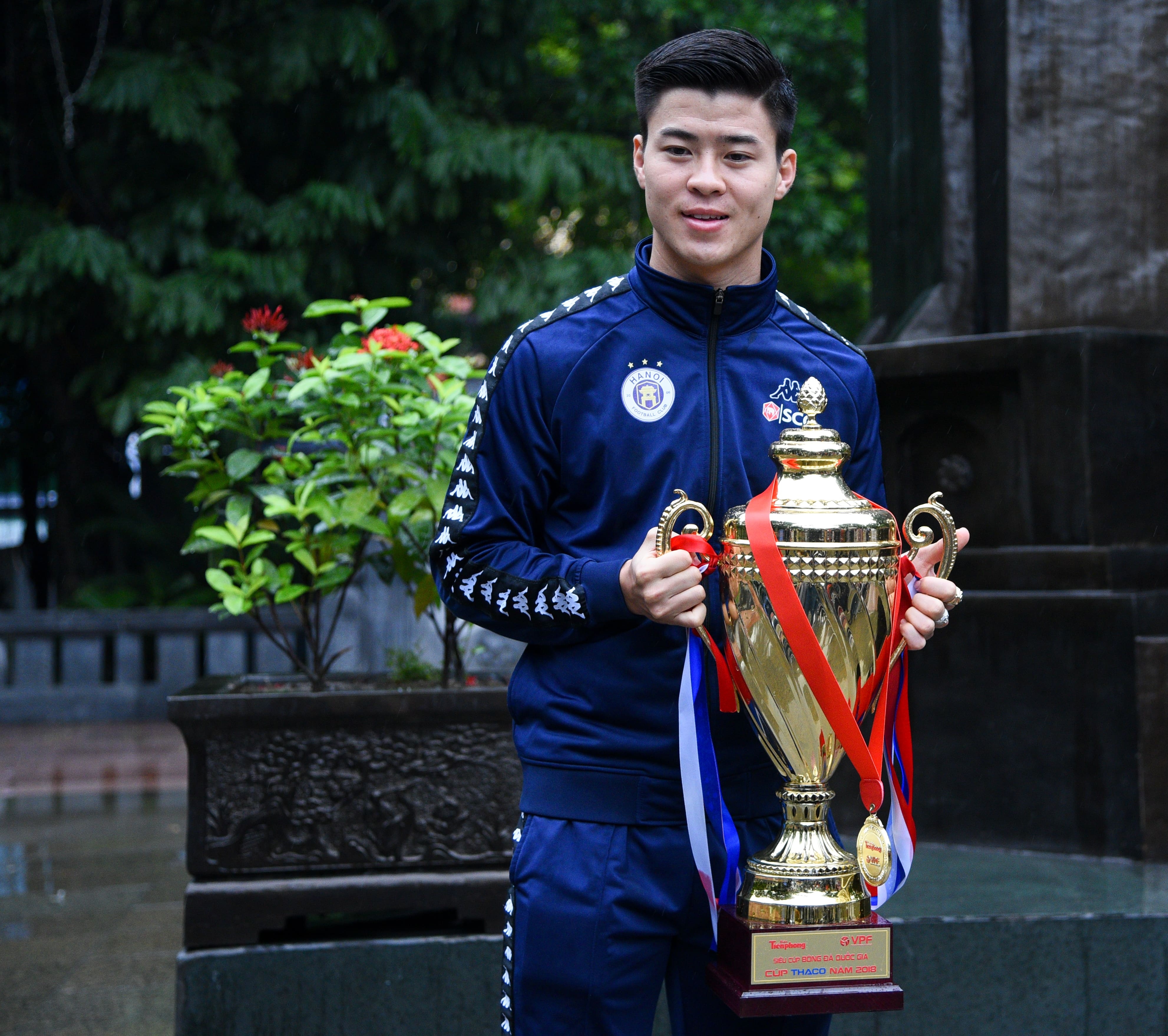 CLB Ha Noi vo dich cup quoc gia anh 2