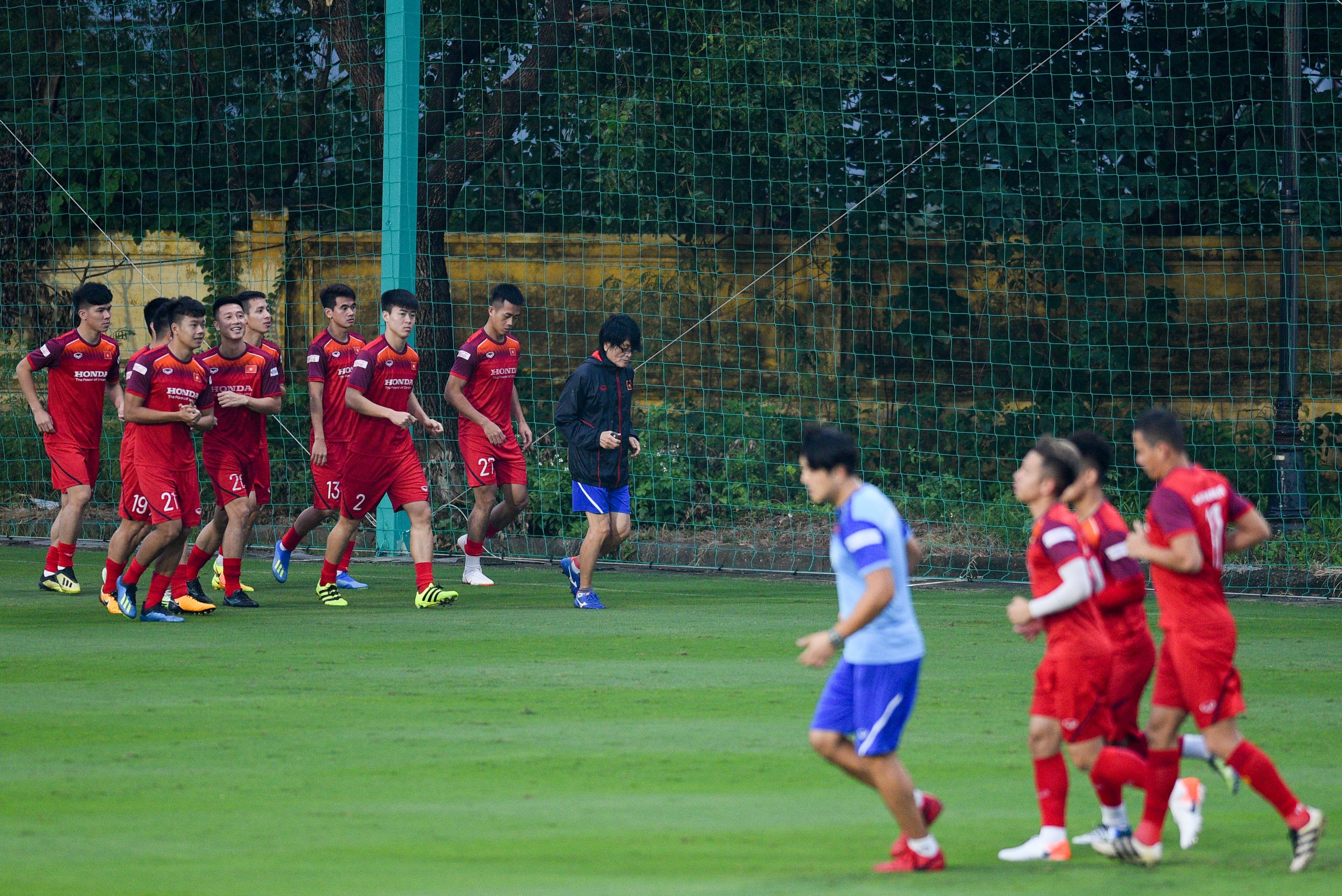 Tuyen Viet Nam tap luyen anh 1