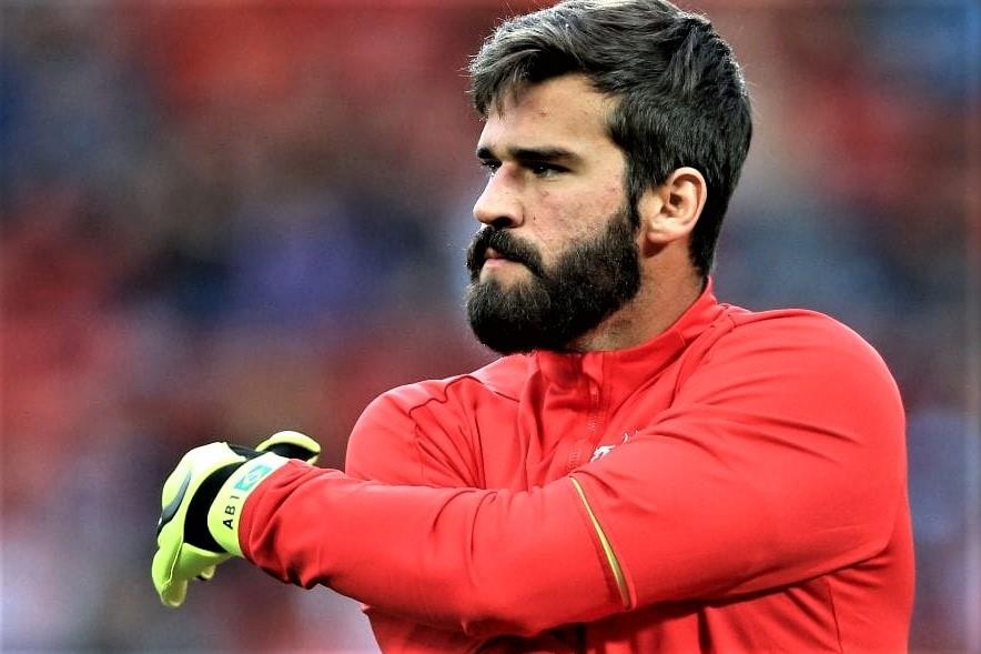 Alisson: 'Toi kho chiu vi bi thung luoi boi nhung ban ngo ngan' hinh anh