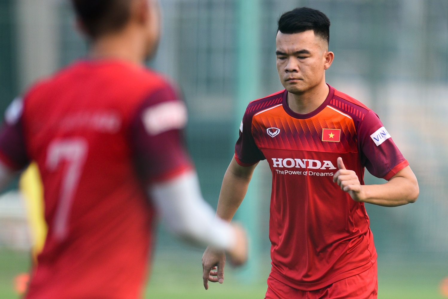 Cau thu Ha Noi hoi quan muon anh 7