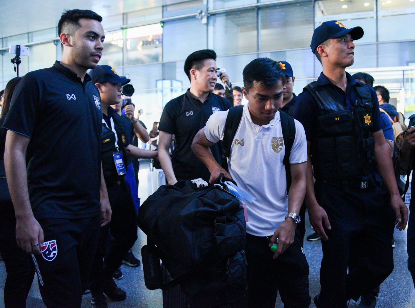 Việt Nam đấu với Thái LanMalaysia đấu với Thái LanTristan Do sai lầmbáo Thái LanVòng loại World Cup 2022Park Hang-seo ảnh 5 Viet Nam dau voi Thai LanMalaysia dau voi Thai LanTristan Do sai lambao Thai LanVong loai World Cup 2022Park Hang-seo anh 5