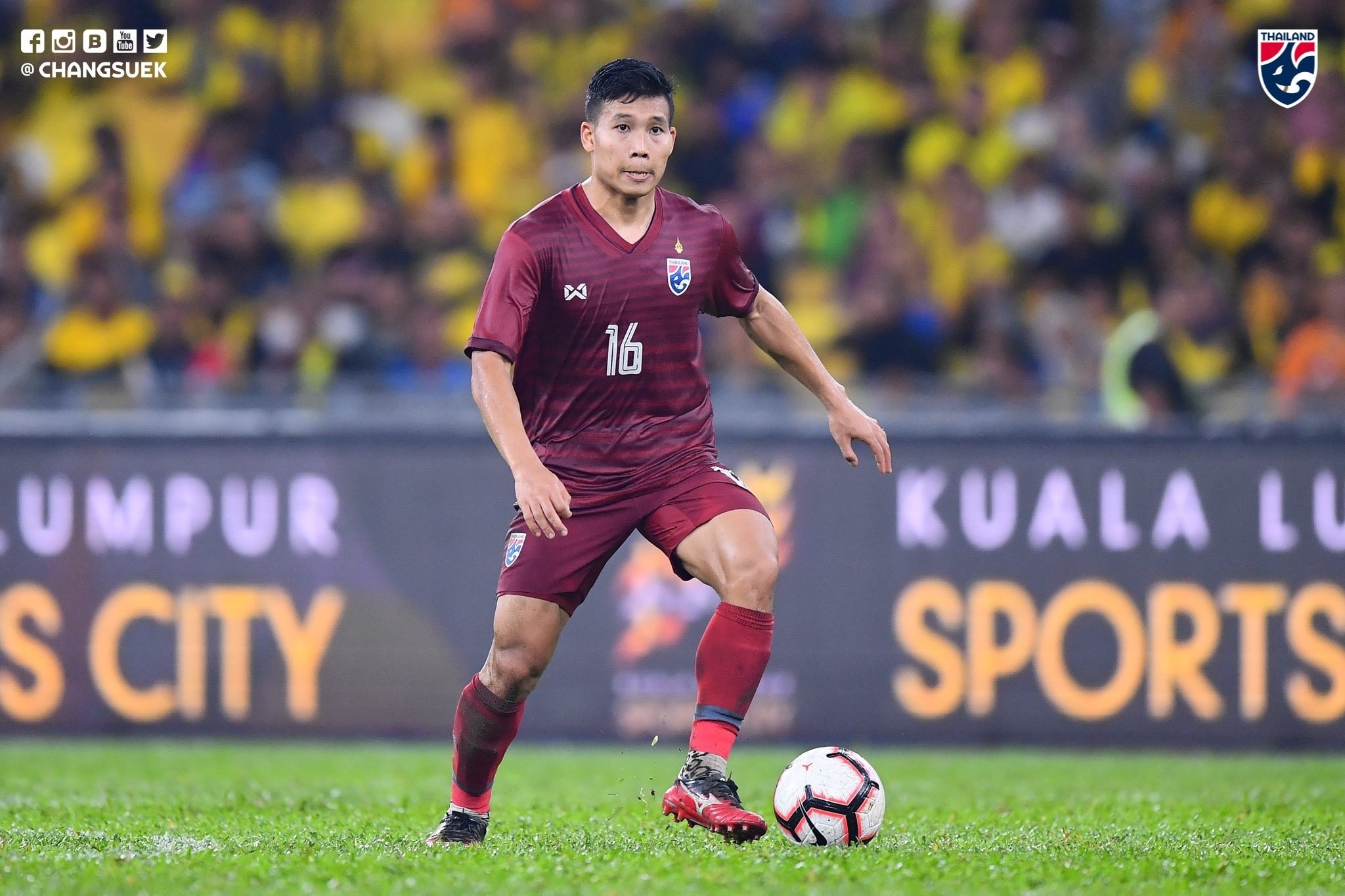 Viet Nam dau voi Thai Lan anh 1