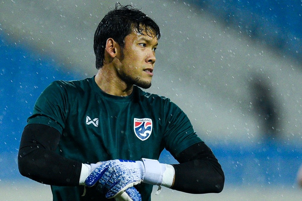 Tuyen Thai Lan co buoi tap mo duy nhat trong con mua lon hinh anh