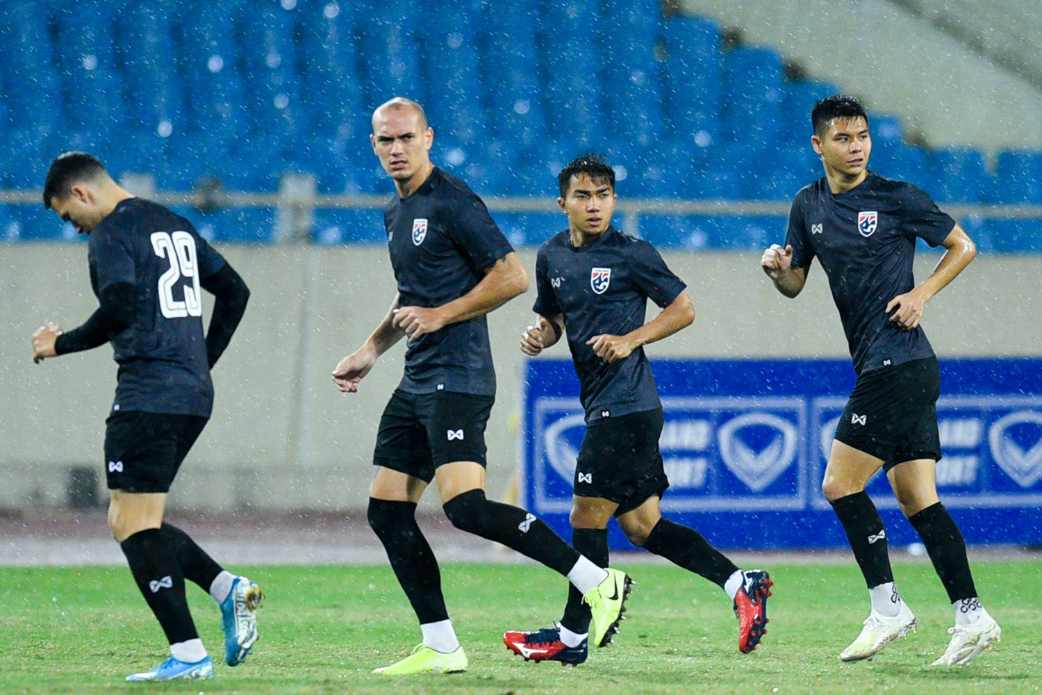 Viet Nam dau voi Thai Lan anh 5