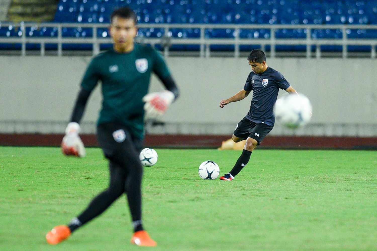 Viet Nam dau voi Thai Lan anh 8