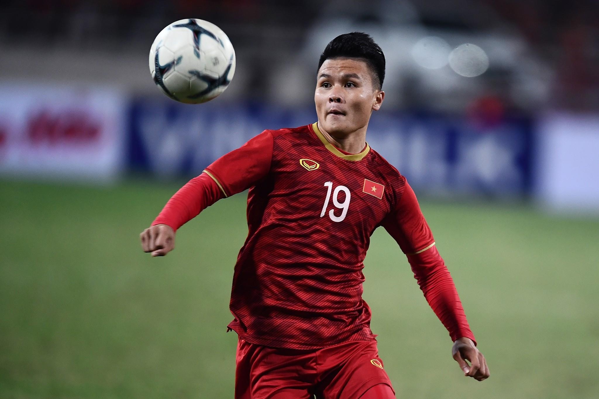 CDV Thai Lan khieu khich Quang Hai truoc them SEA Games hinh anh