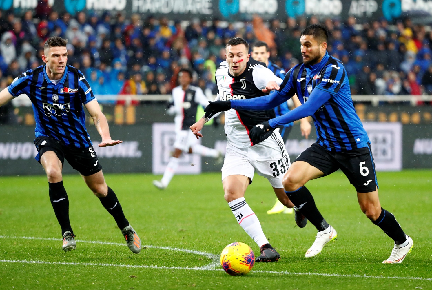 Atalanta dau voi Juventus anh 2