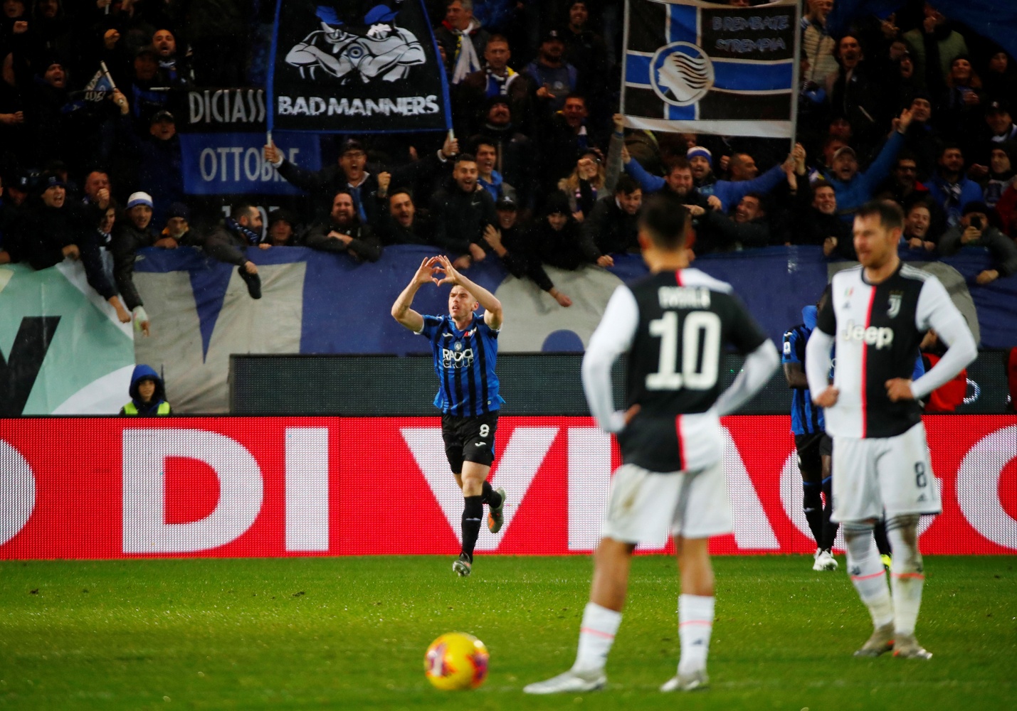 Atalanta dau voi Juventus anh 3