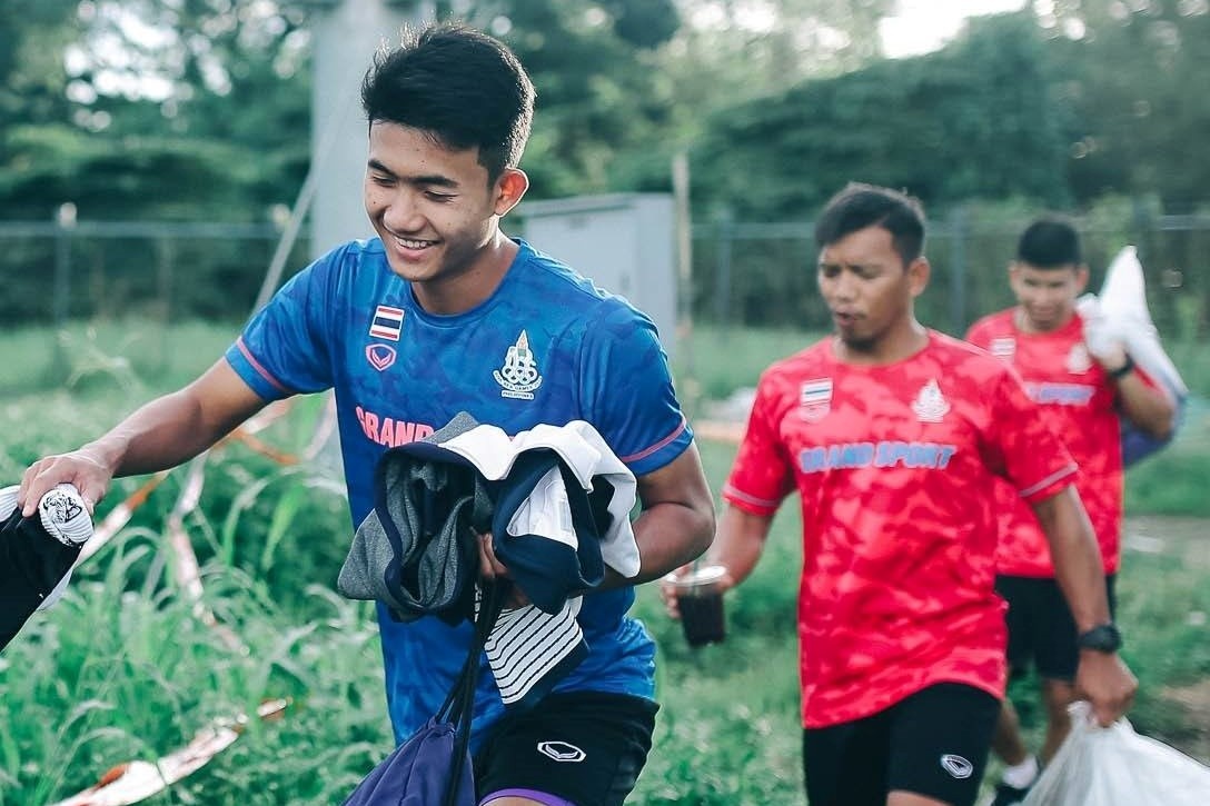 U22 Thai Lan den san tap muon vi ket xe o Manila hinh anh