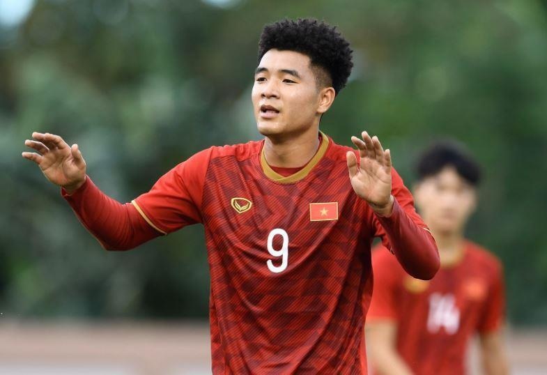 Duc Chinh ghi ban thu 3 cho U22 Viet Nam truoc Brunei hinh anh