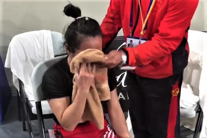 Nha vo dich SEA Games xuc dong nhan loi chuc mung tu dong doi hinh anh