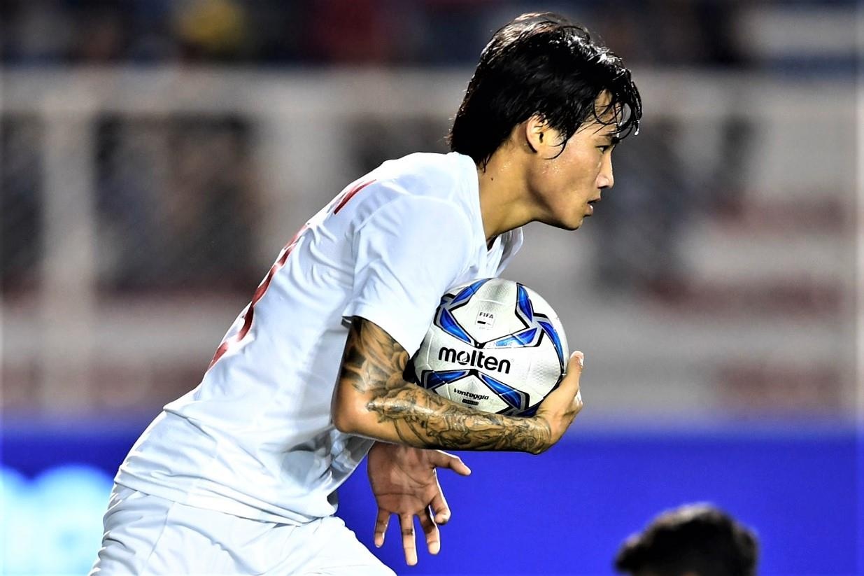 Kaung Mann rut ngan cach biet cho U22 Myanmar truoc Indonesia hinh anh