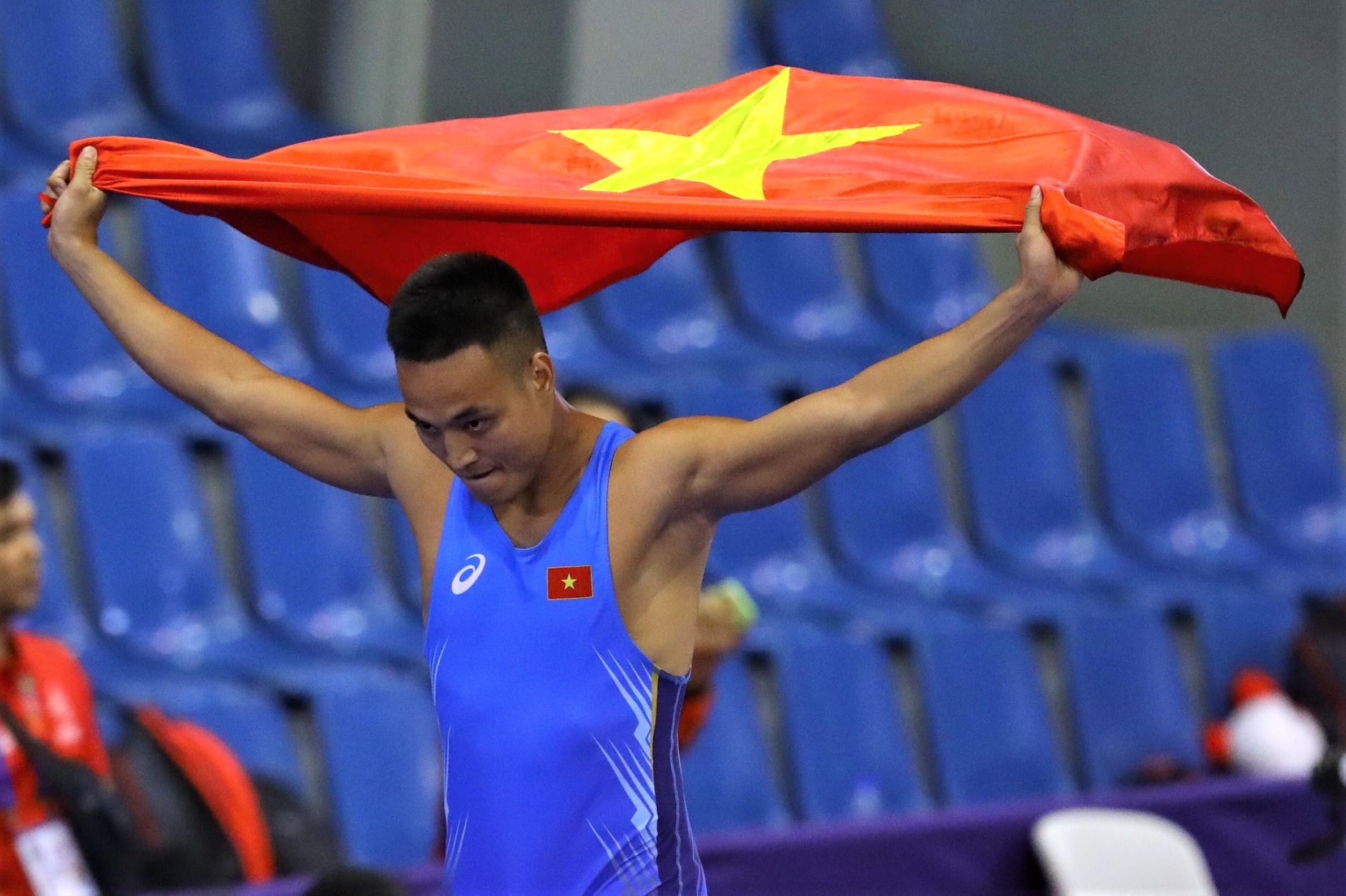 Truc tiep cac mon thi dau SEA Games 30 sang 10/12 hinh anh