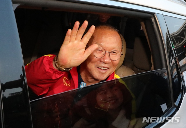 HLV Park ve Han Quoc anh 8