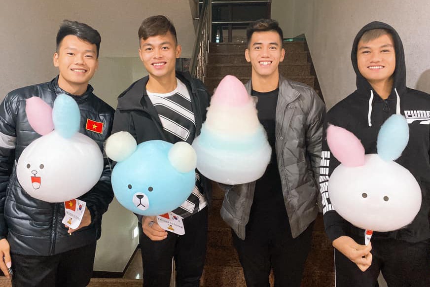 Tien Linh khoe anh hoi doc than U23 Viet Nam hinh anh