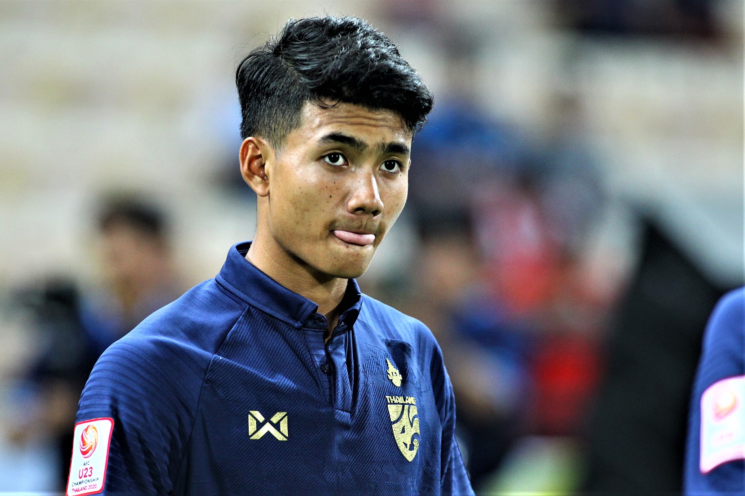 Suphanat mo ty so cho U23 Thai Lan truoc Bahrain hinh anh