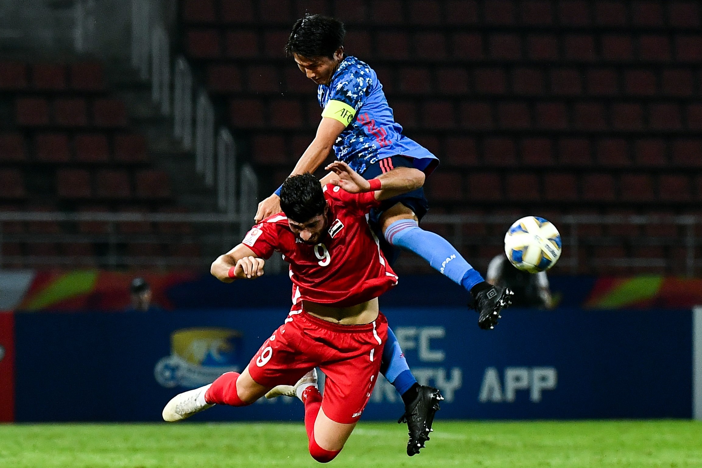 Nhat Ban bi loai tu vong bang anh 7