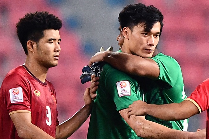 Quang Hai: 'Day la bai hoc de Bui Tien Dung hoan thien ban than' hinh anh