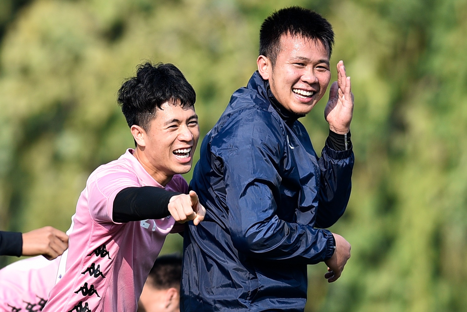 Quang Hai, Dinh Trong tro lai tap luyen cung dong doi o CLB Ha Noi hinh anh