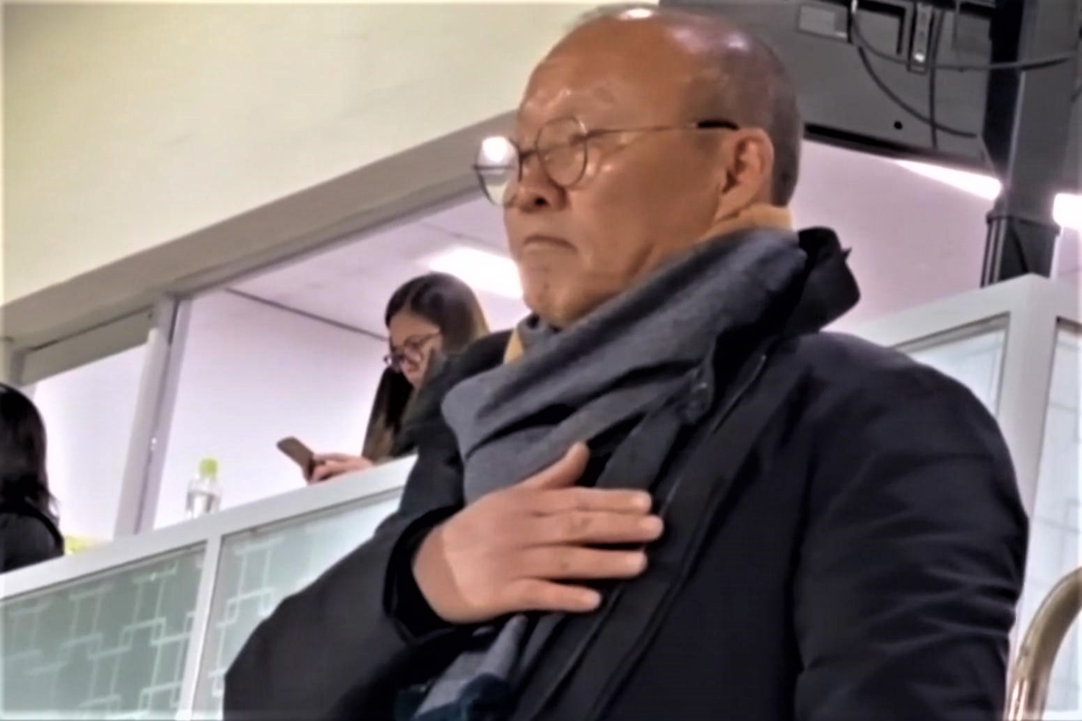 HLV Park du khan tran dau cua tuyen nu Viet Nam tai Han Quoc hinh anh