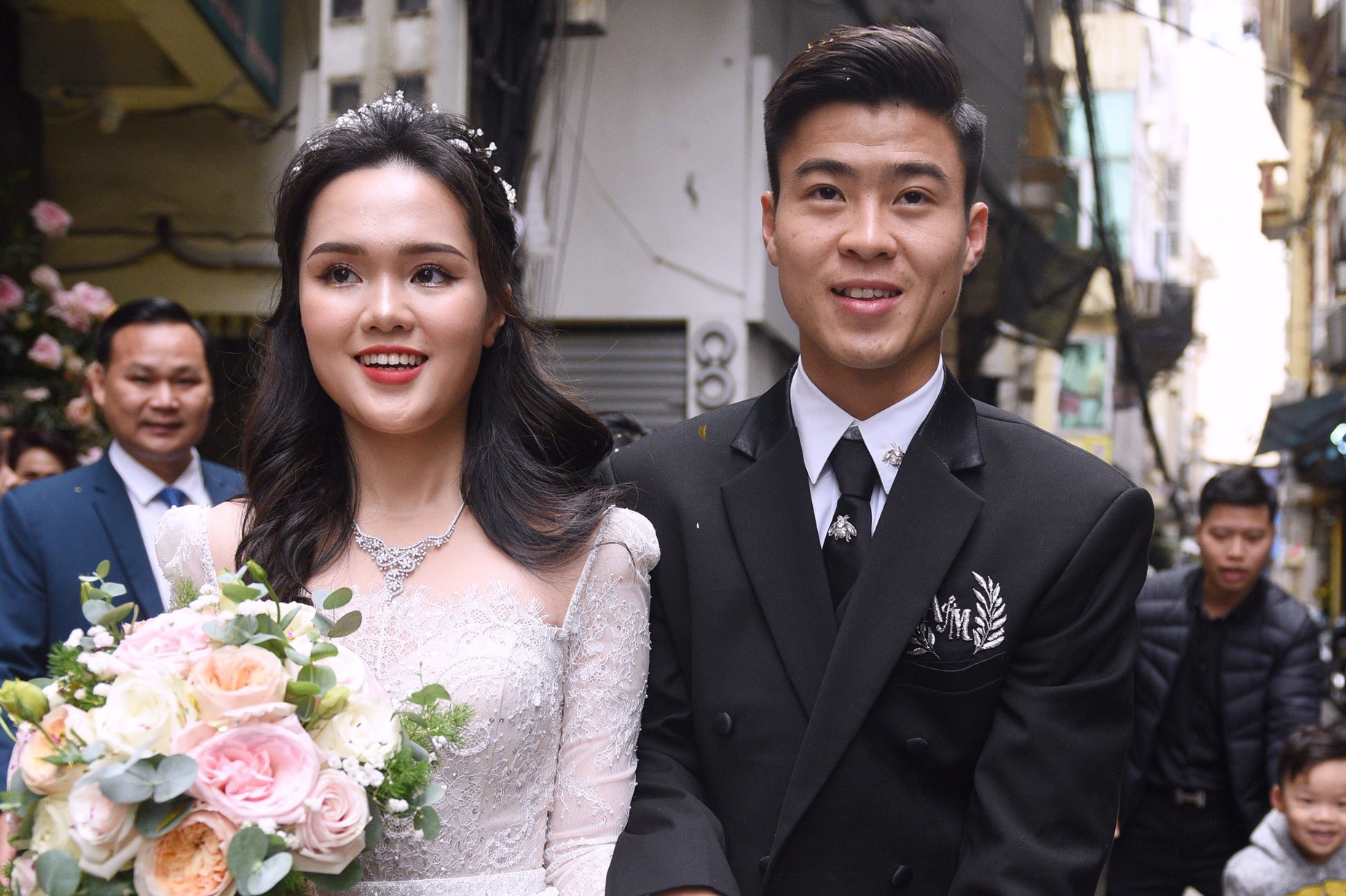 Duy Manh an can nang vay giup Quynh Anh hinh anh