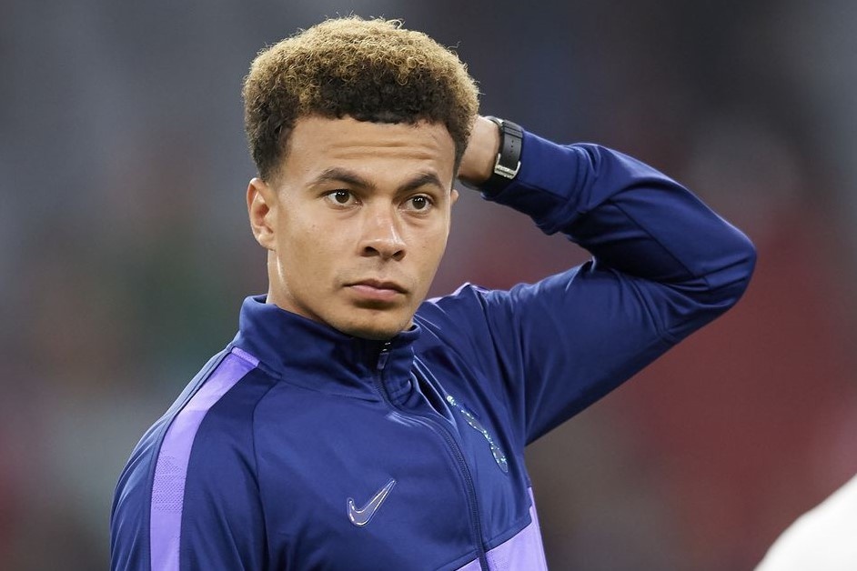 Dele Alli doi mat an treo gio vi mang virus corona ra lam tro dua hinh anh