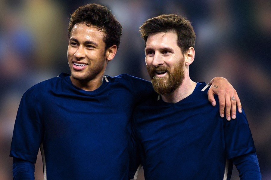 Messi: 'Toi thay kho chiu khi Neymar roi Barca' hinh anh