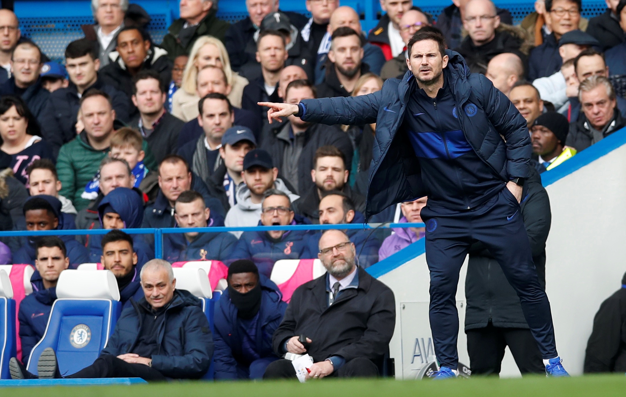 Chelsea dau voi Tottenham anh 2