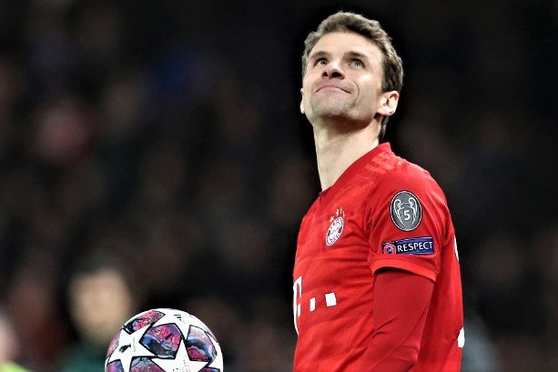 Bayern va doi thu bat tay nhau nghi da bong de phan doi CDV hinh anh