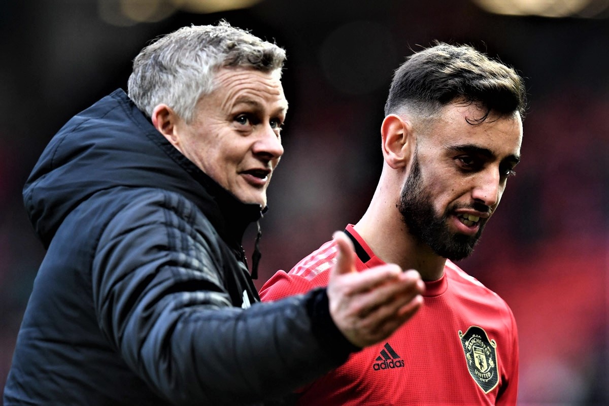 HLV Solskjaer: Bruno la cu hich lon nhung MU van can them cau thu hinh anh