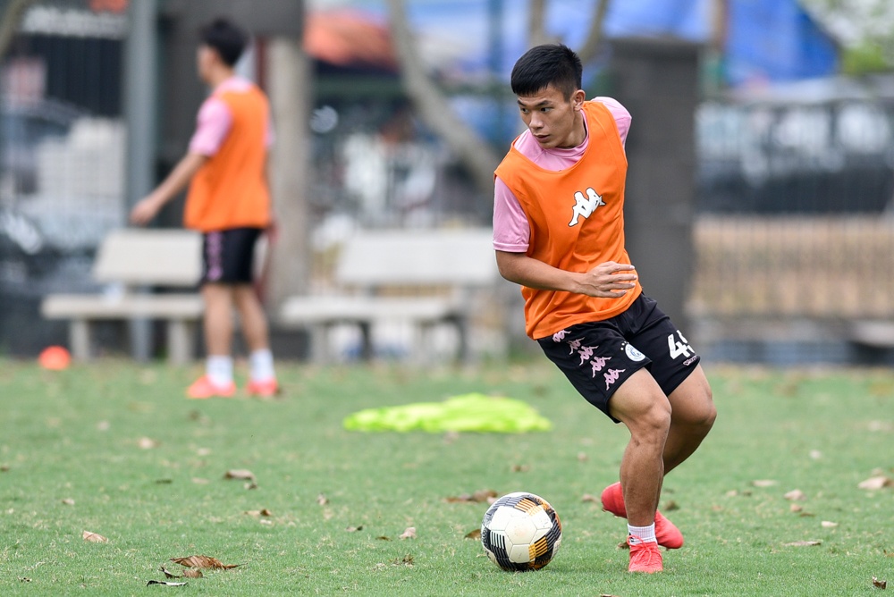 Bui Hoang Viet Anh Ha Noi anh 3