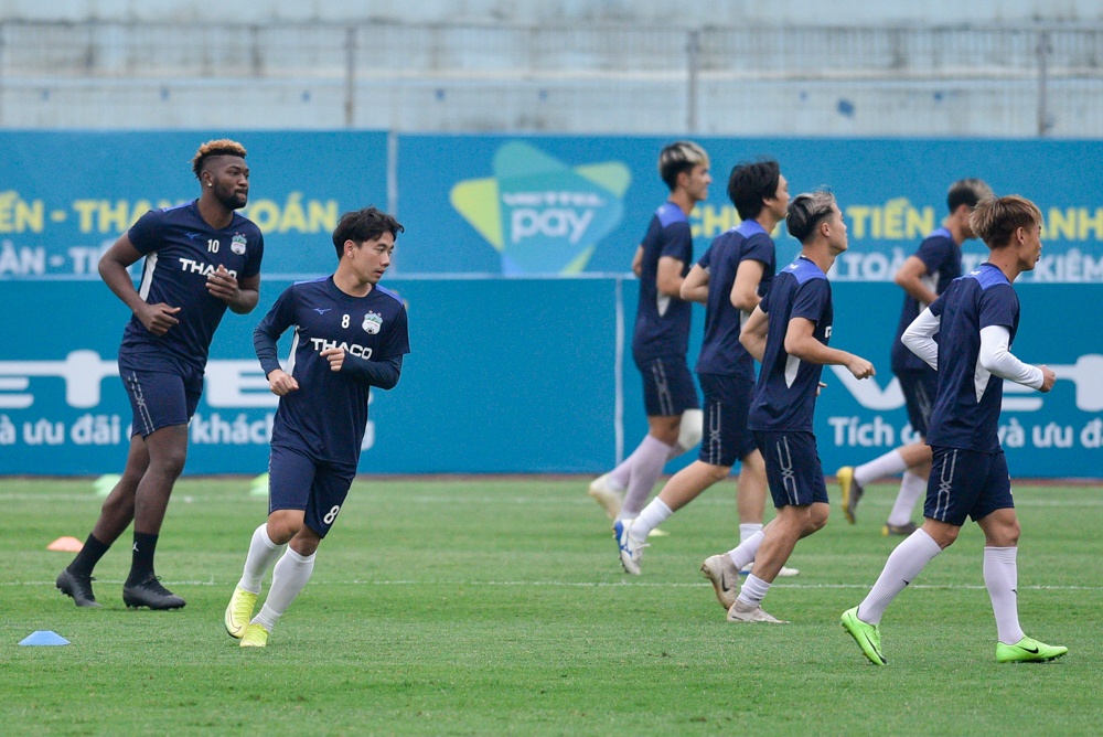 Viettel dau voi HAGL anh 9