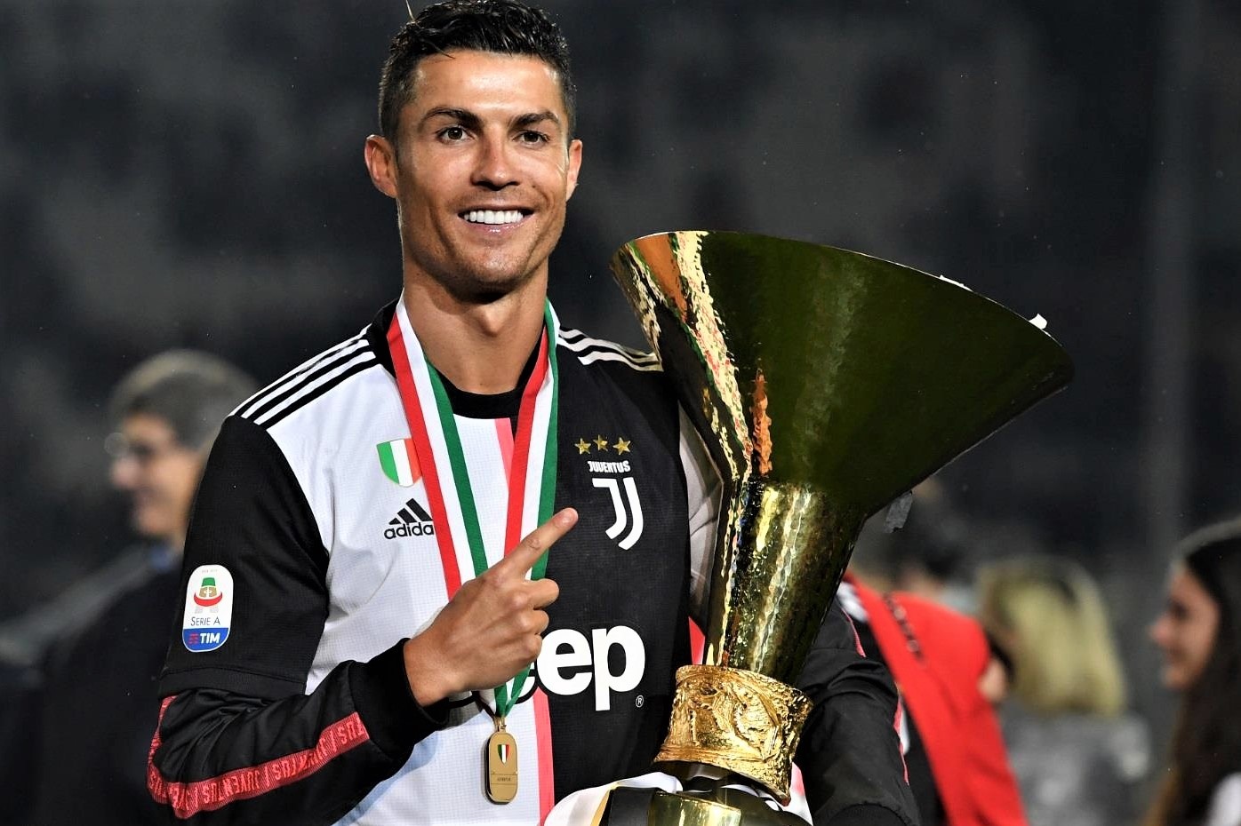 De xuat da play-off quyet dinh ngoi vo dich Serie A bi tu choi hinh anh