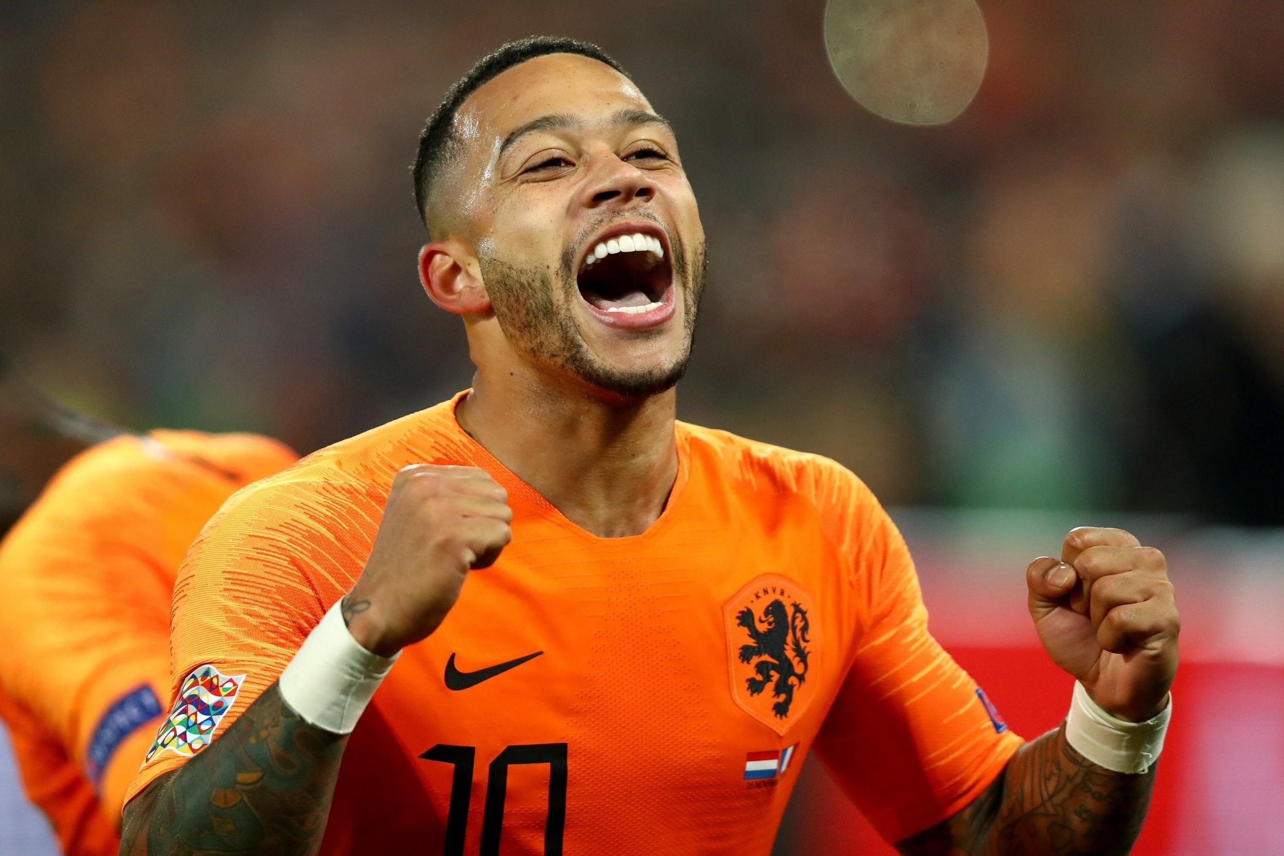 Euro 2020 bi hoan vi Covid-19 anh 6