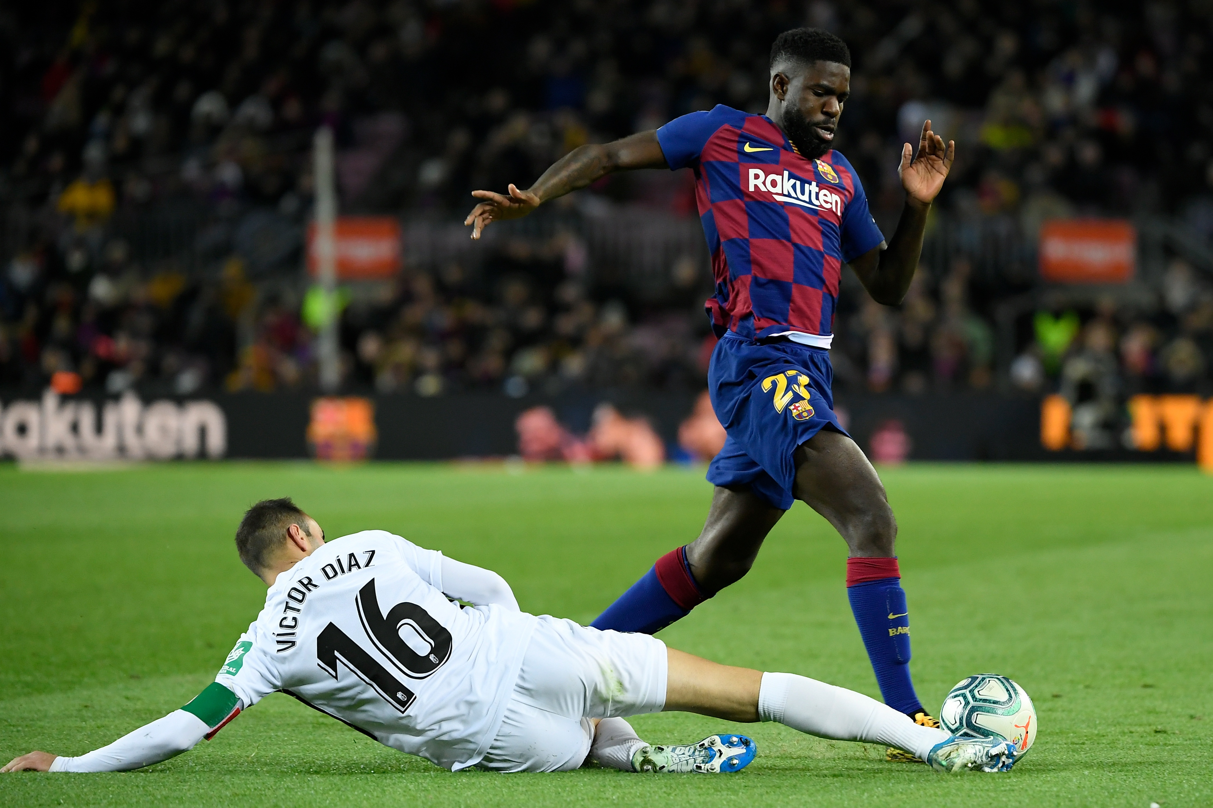 Barca ban Umtiti anh 1