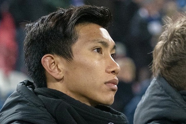 Van Hau: 'Bo me nhan toi phai biet tu cham soc ban than' hinh anh