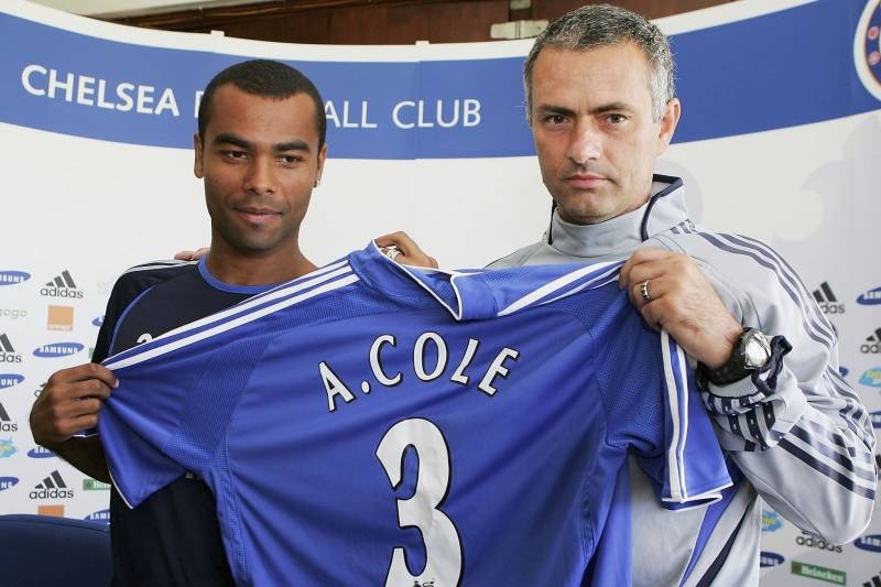 Nhung vu chuyen nhuong tranh cai anh 4