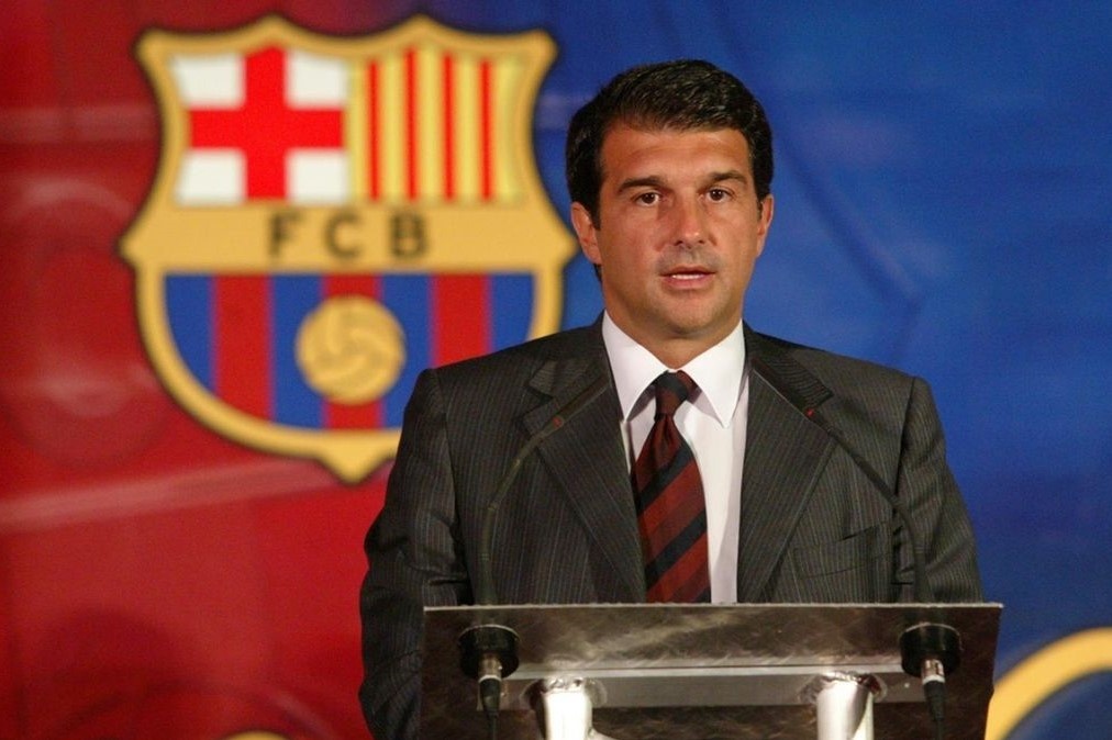 Messi roi Barca anh 1