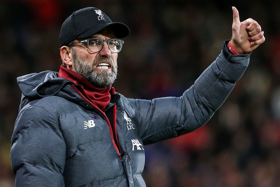 Premier League sap tro lai, Liverpool cho ngay vo dich hinh anh