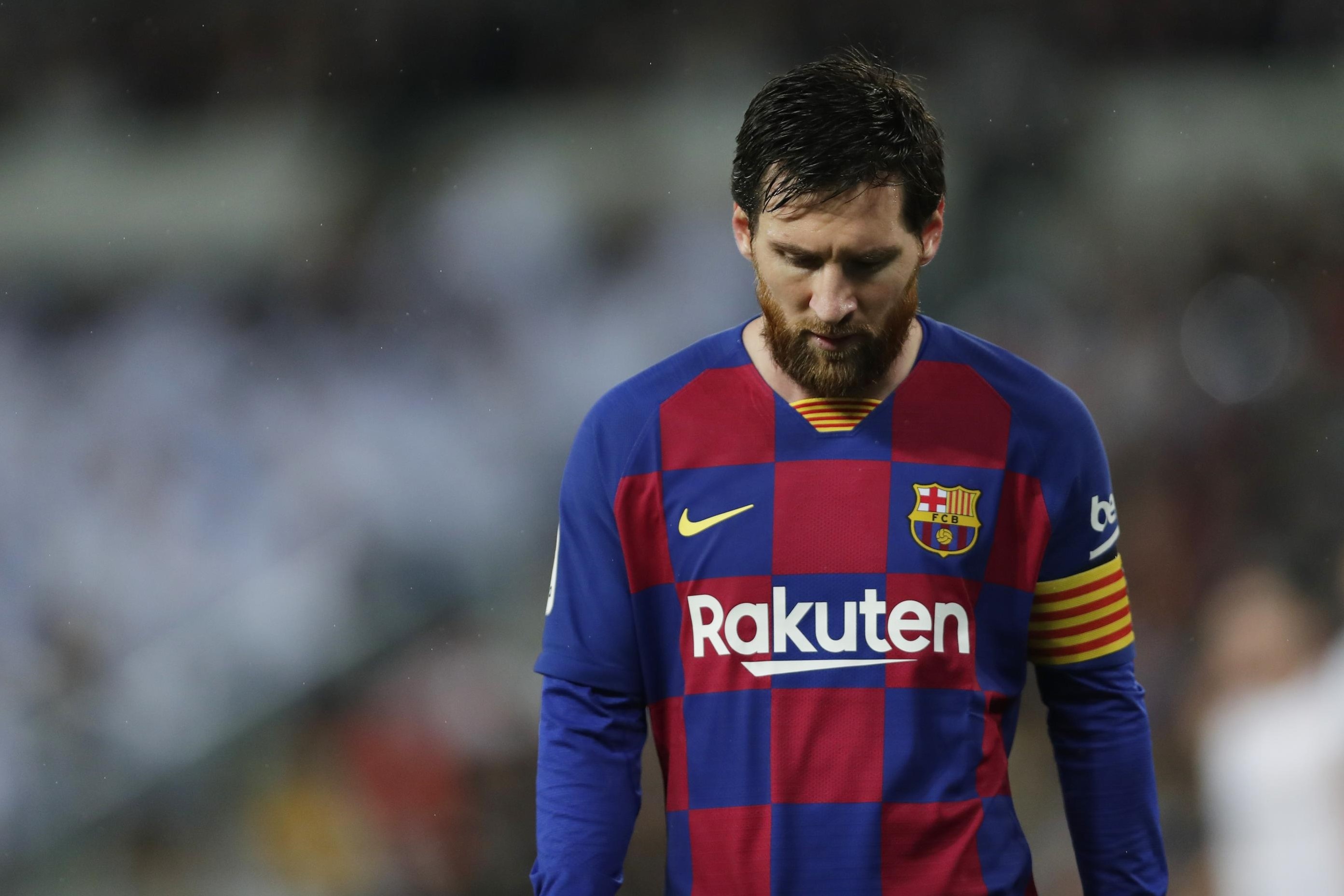 Barca khung hoang tai chinh anh 2