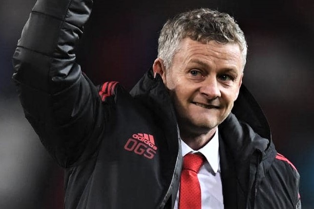 Van der Sar hien ke de MU duoi kip Liverpool va Man City hinh anh