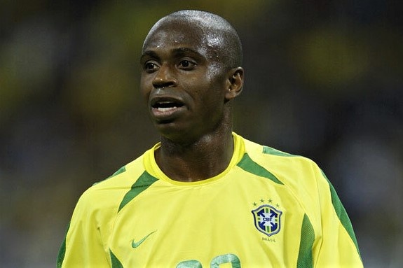 Cuu danh thu Brazil tu nhan gioi hon Ronaldo, Messi va Neymar hinh anh