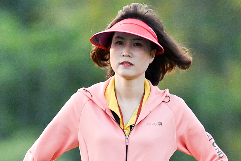 Hoa khoi bong da Ngoc Cham: 'Toi rat so mat dang' hinh anh