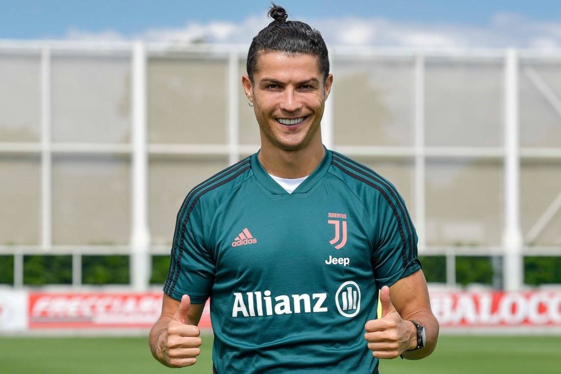 Kieu toc cua Ronaldo anh 10