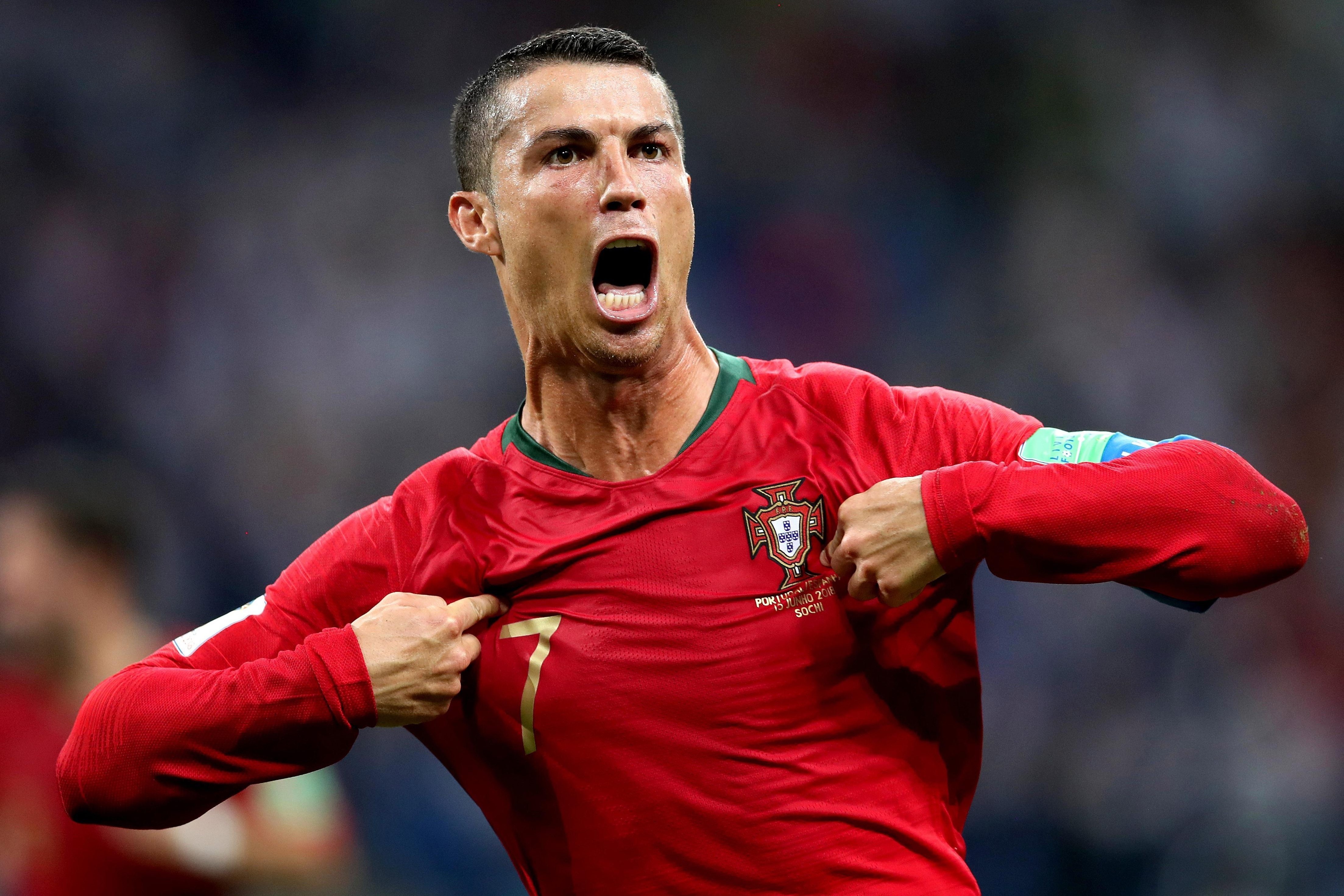 Kieu toc cua Ronaldo anh 8