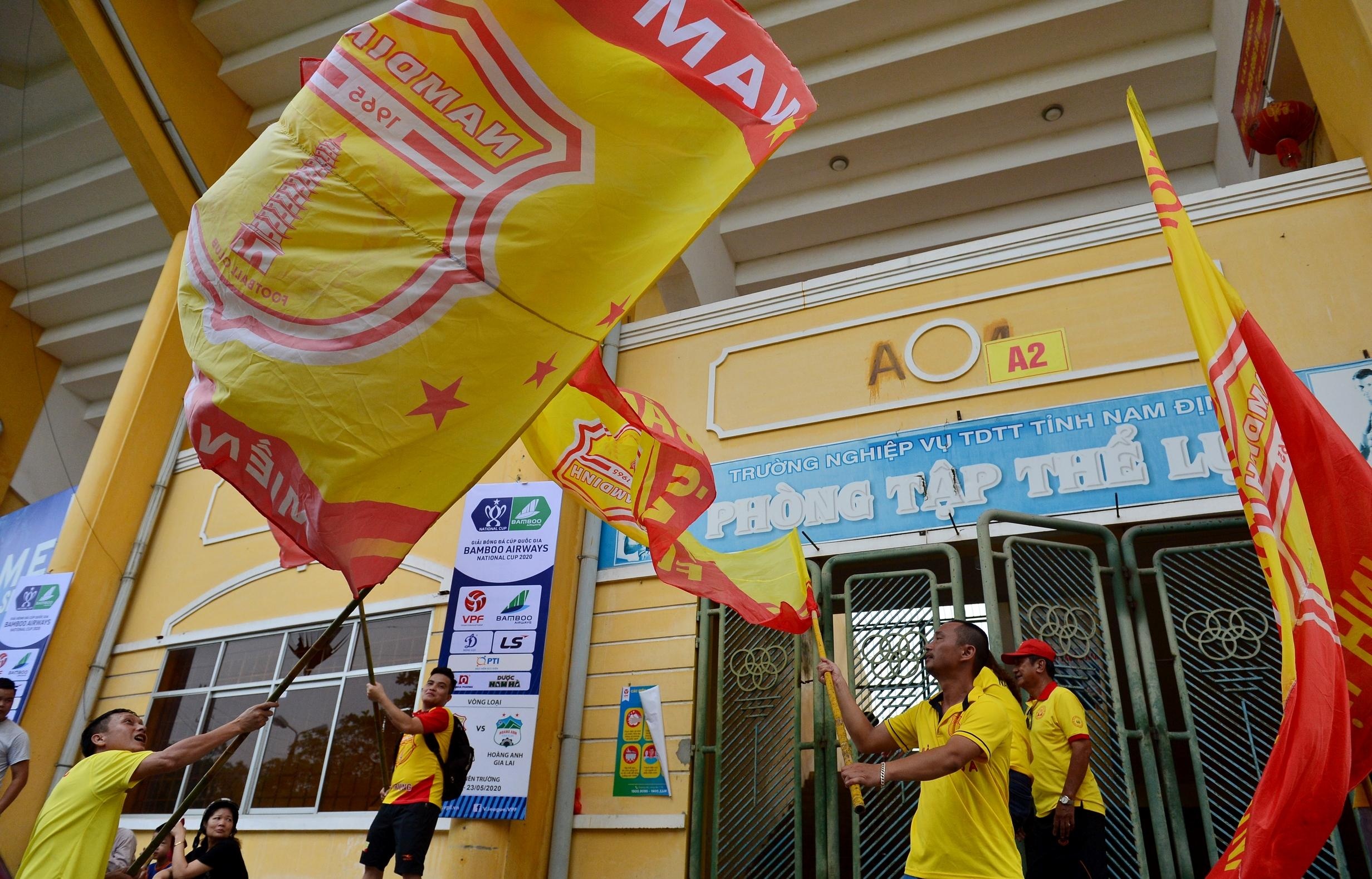 Nam Dinh dau voi HAGL anh 1