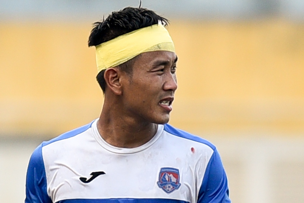 Hau ve Quang Ninh vao vien giua tran giao huu voi CLB Ha Noi hinh anh